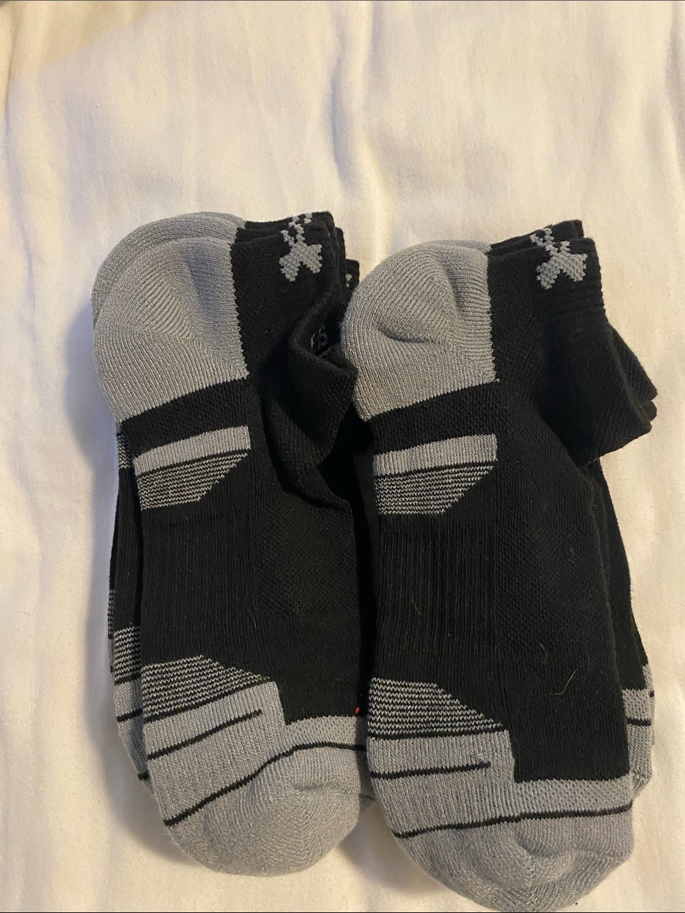 Under Armour Black and Gray Low-Cut Athletic Socks - Cushion Support